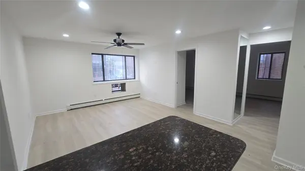 132-18 Avery AVE #1A, Flushing, NY 11355