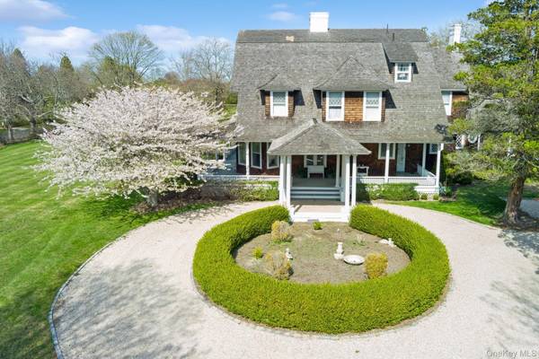 10 Post LN, Quogue, NY 11959