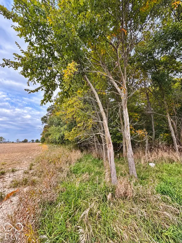 E 300 North, Markle, IN 46750