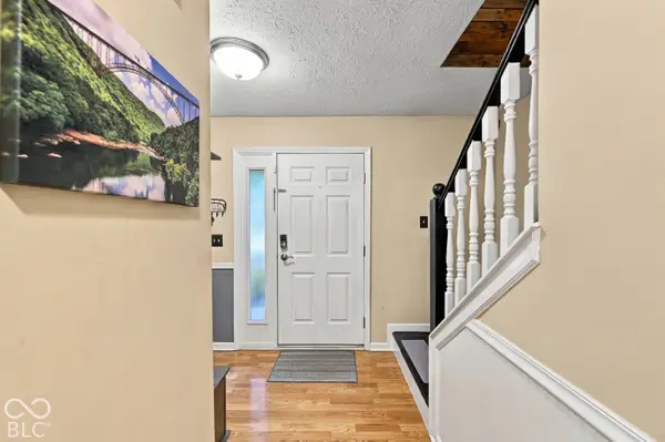 111 Oakview DR, Mooresville, IN 46158