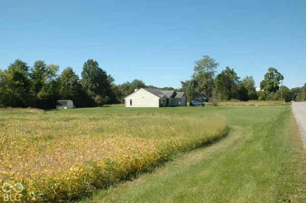4011 W Till RD, Fort Wayne, IN 46818