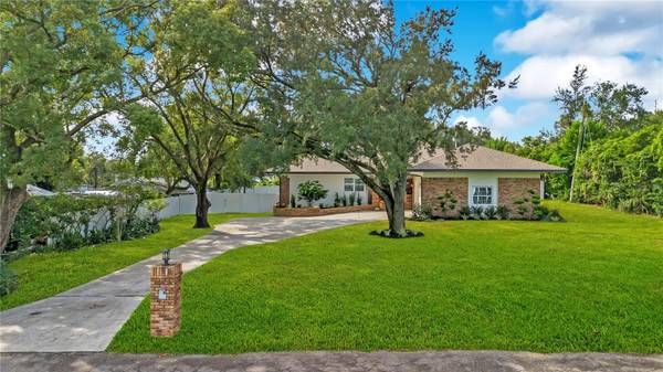 2637 GRACE MNR, Lakeland, FL 33812