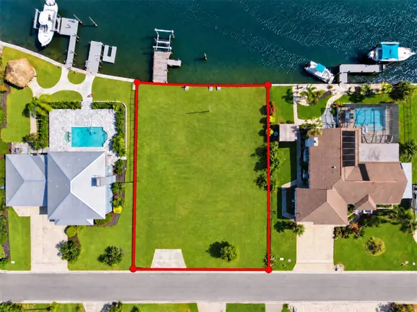 753 GRAN KAYMEN WAY, Apollo Beach, FL 33572
