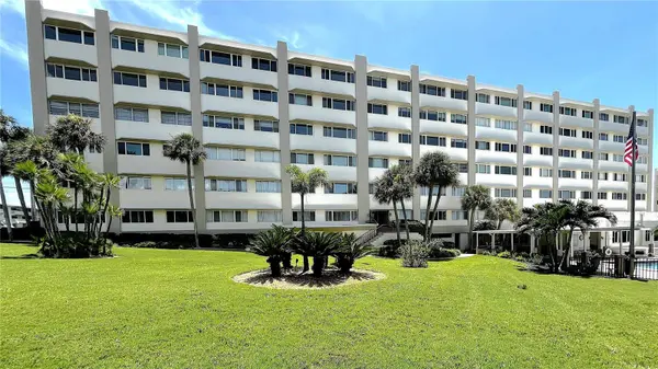 100 BLUFF VIEW DR #211A, Belleair Bluffs, FL 33770