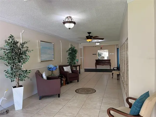 100 BLUFF VIEW DR #211A, Belleair Bluffs, FL 33770