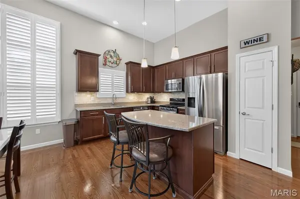 1052 Silo Bend DR, Wentzville, MO 63385