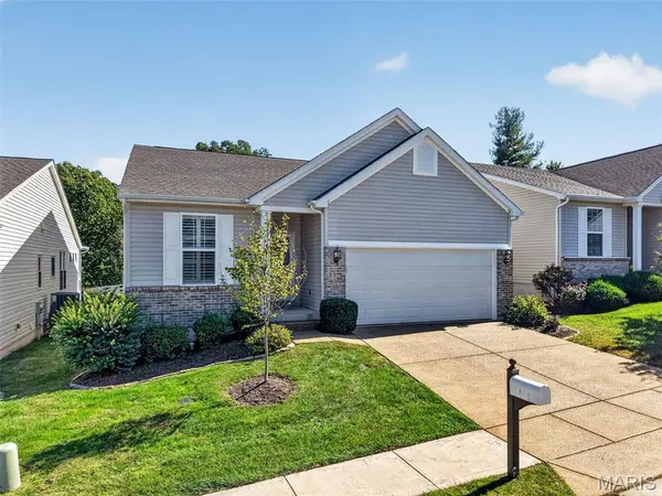 1052 Silo Bend DR, Wentzville, MO 63385