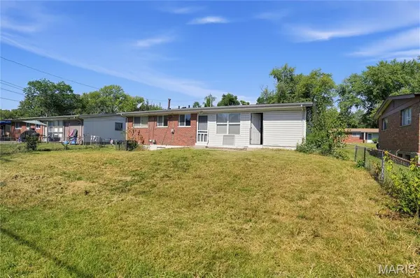 2246 Hudson RD, St Louis, MO 63136