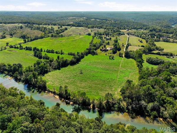 235 Highway Tt, Steelville, MO 65565