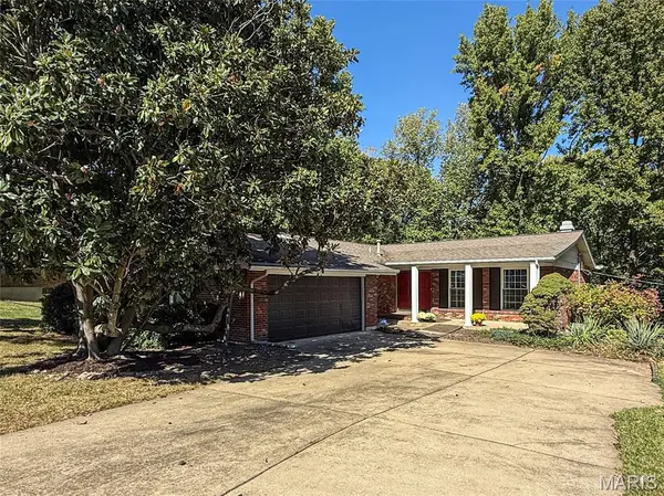 1333 Sherbrooke RD, St Charles, MO 63303