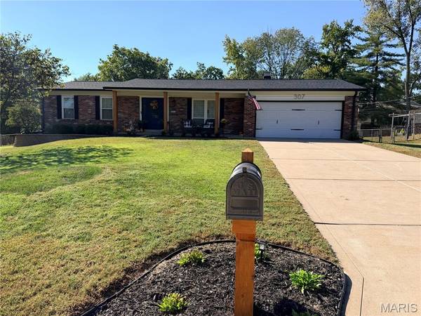 307 Surf CT, Ballwin, MO 63021