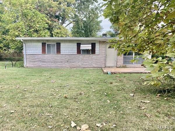 905 E 5th ST, Cahokia, IL 62206