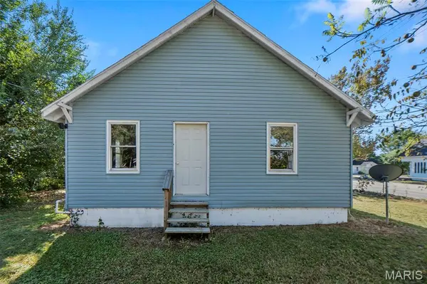 256 William ST, Sikeston, MO 63801