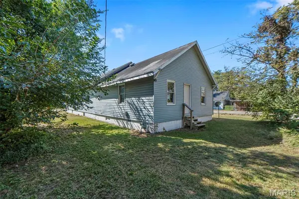 256 William ST, Sikeston, MO 63801