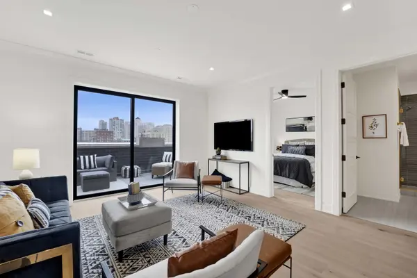 5630 N Broadway ST #4E, Chicago, IL 60660