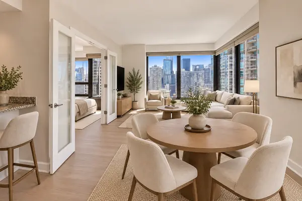 30 E HURON ST #3704, Chicago, IL 60611