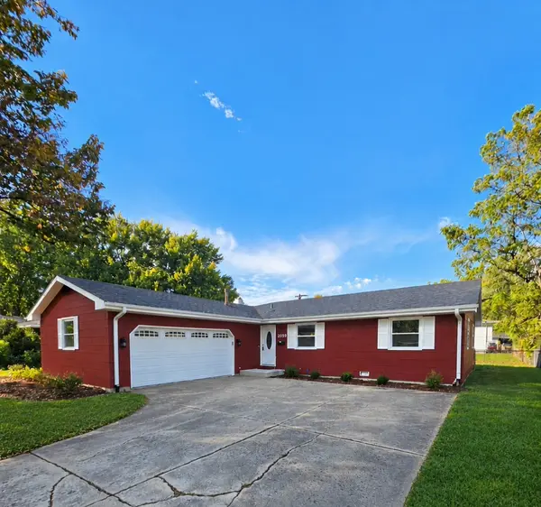 2059 Robert ST, Aurora, IL 60506