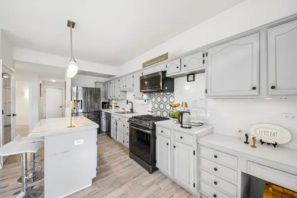 6927 Lexington CT #6927, Tinley Park, IL 60477