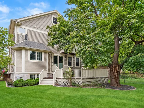 627 N Kensington AVE, La Grange Park, IL 60526