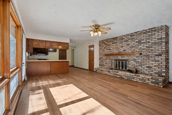 3712 16th AVE, Moline, IL 61265