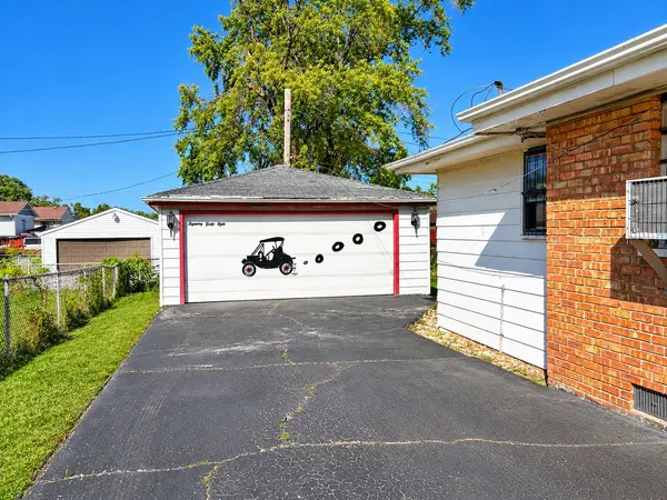 1848 W 167th ST, Markham, IL 60428