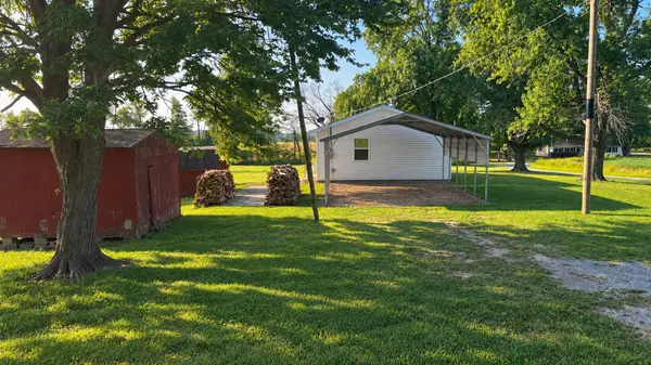 23934 Fitch RD, Thompsonville, IL 62890