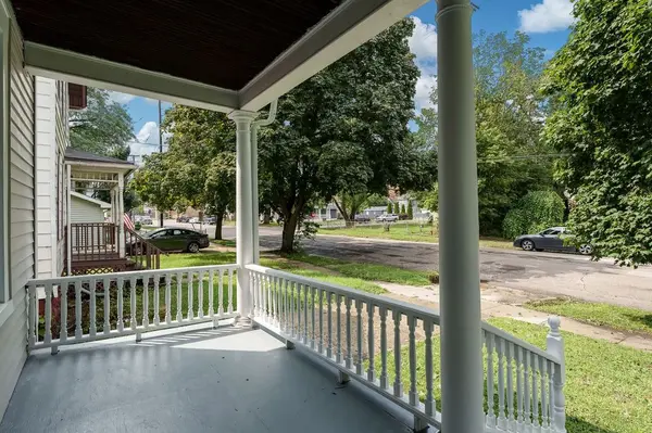 1211 4th AVE, Rockford, IL 61104