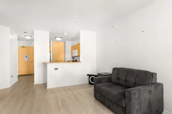 222 N Columbus DR #2207, Chicago, IL 60601
