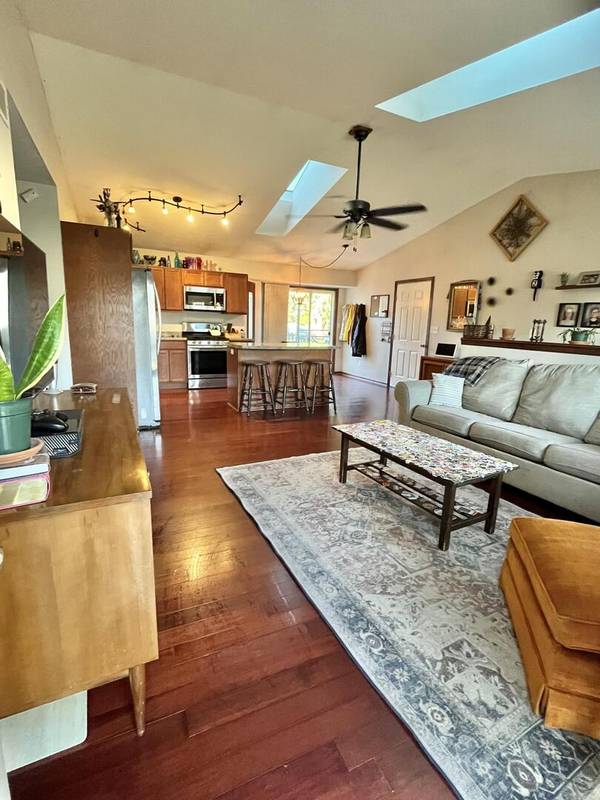 1315 W 9th ST, Belvidere, IL 61008