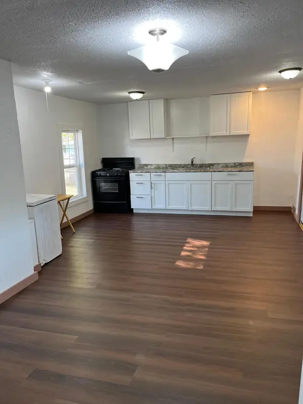 1653 Langley AVE, Windom, MN 56101