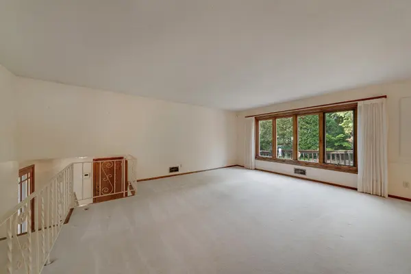 9716 Oxborough RD, Bloomington, MN 55437