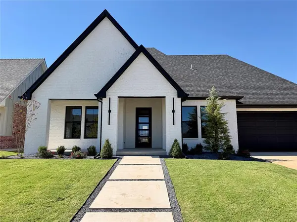 12813 Cobblestone Curve RD, Oklahoma City, OK 73142