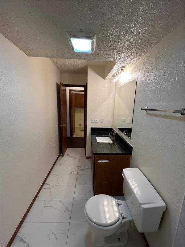 233 Chalmette DR #C, Norman, OK 73071