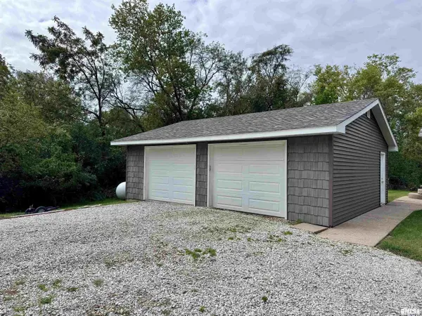 7540 E 875th ST, Macomb, IL 61455