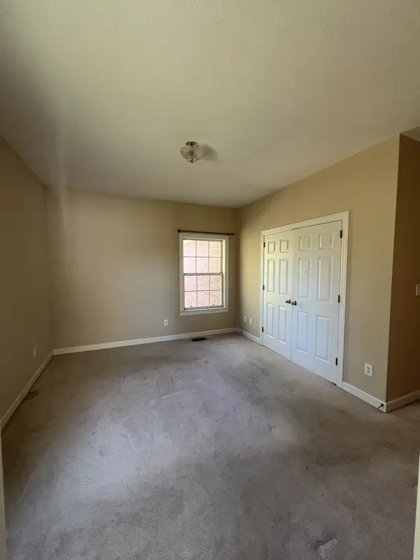 1324 Long Hollow Pike, Gallatin, TN 37066