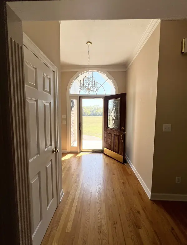 1324 Long Hollow Pike, Gallatin, TN 37066