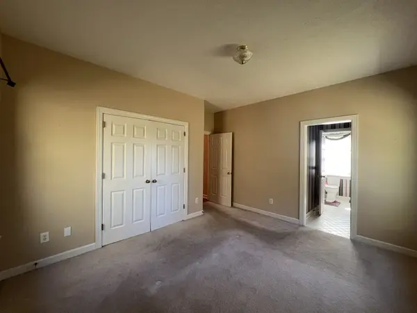 1324 Long Hollow Pike, Gallatin, TN 37066