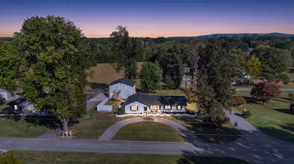 317 McKinney St, Estill Springs, TN 37330