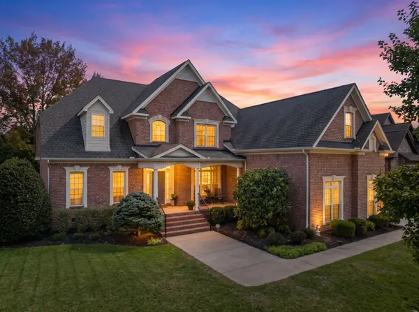 3336 Clovercroft Dr, Murfreesboro, TN 37130