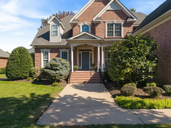 3336 Clovercroft Dr, Murfreesboro, TN 37130