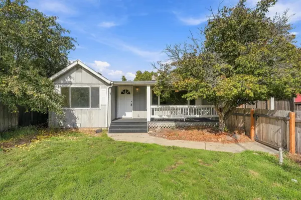 3807 E 29th Ave, Spokane, WA 99223
