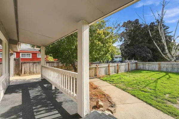 3807 E 29th Ave, Spokane, WA 99223