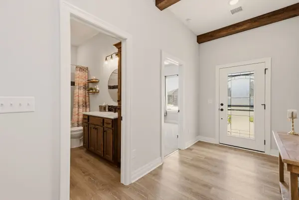 1770 N Forestview Ct, Wichita, KS 67235