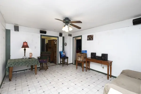 1608 E Alta, Wichita, KS 67216