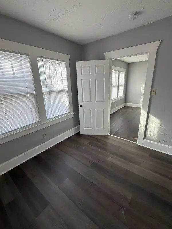 2356 N Boonville AVE, Springfield, MO 65803