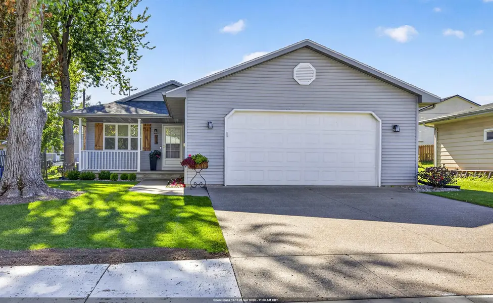 613 W 9TH ST, Kaukauna, WI 54130