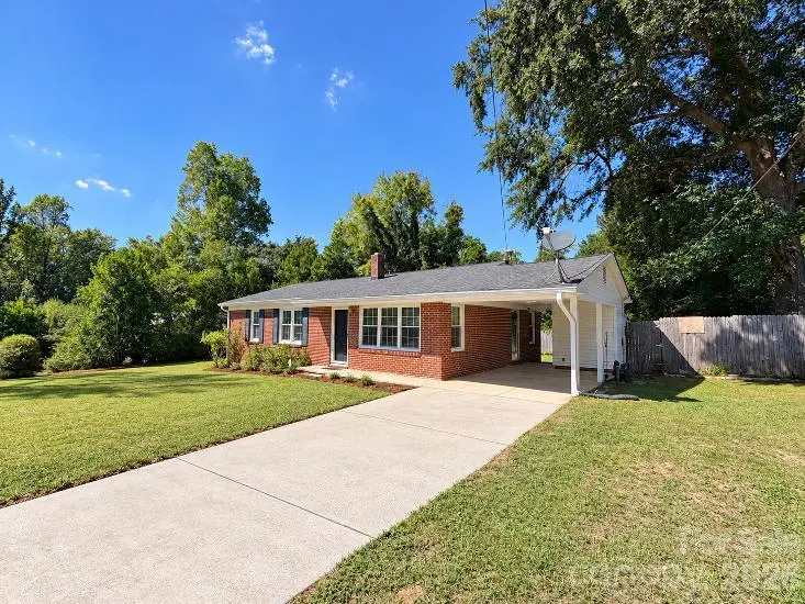 304 Sumter ST, Kershaw, SC 29067