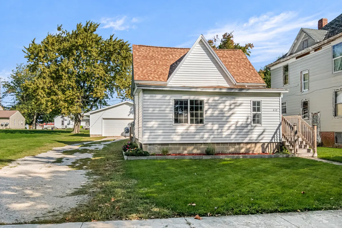 412 E Elm ST, Chatsworth, IL 60921