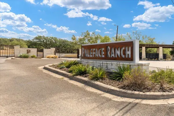 23802 Oscar RD, Spicewood, TX 78669