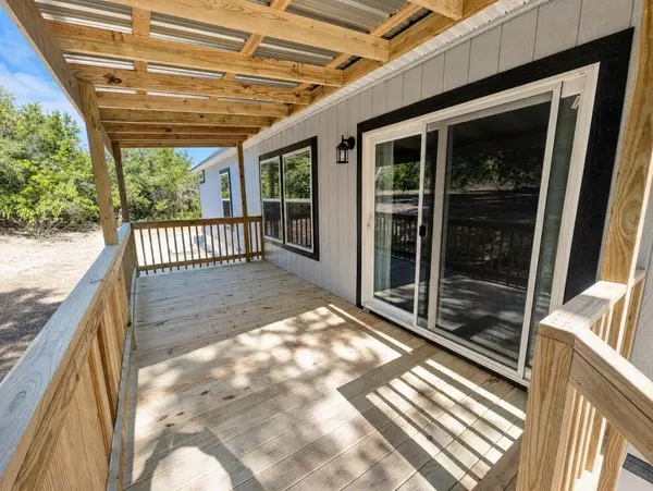 8806 Thunderbird RD, Austin, TX 78736